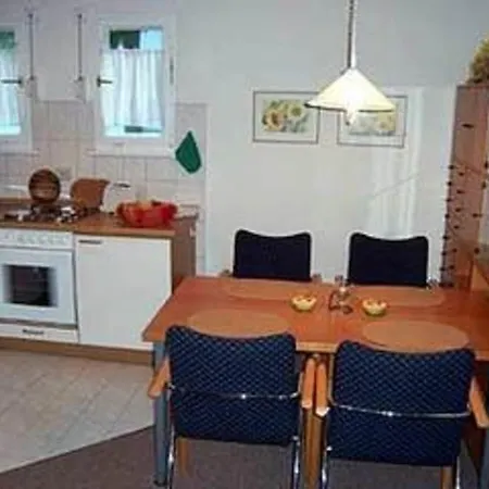 Semesterbostad Ferienhaus See 4481